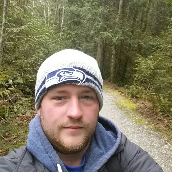 Meet your Posher, Richie - Picture 1 of 1